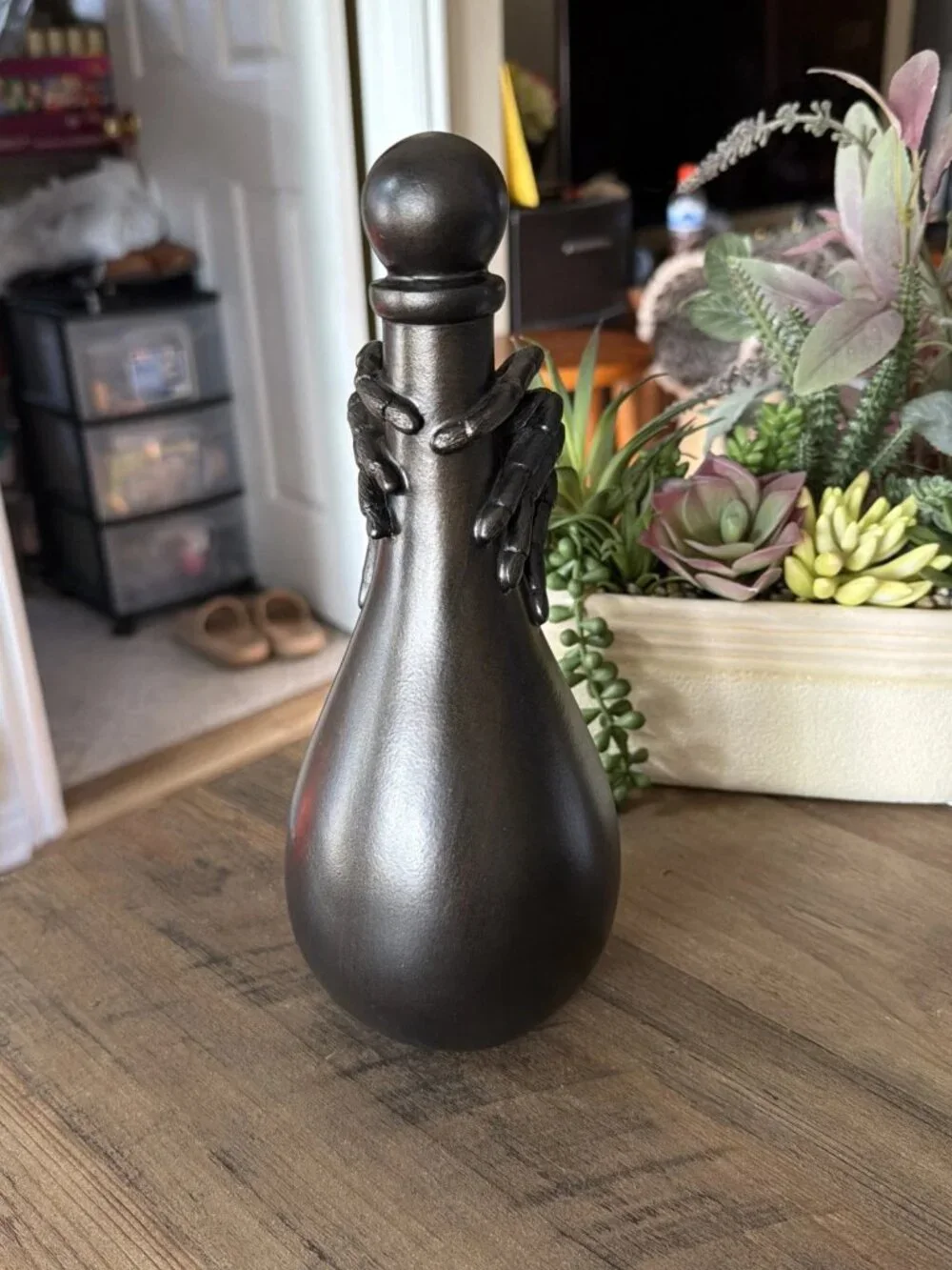 Black Resin Spider Venom Potion Bottle Halloween Room Decor